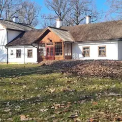 Dworek Marii Konopnickiej - historia, muzeum i aktualne wydarzenia