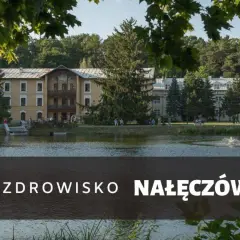 Uzdrowisko Nałęczów oferuje wspaniałe atrakcje na weekend. Malowniczy staw i zabytkowe budynki tworzą idealne tło do relaksu.