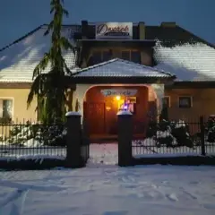 Dworek Zawadzkich Kruszyn - idealne miejsce na relaks i smakowite dania