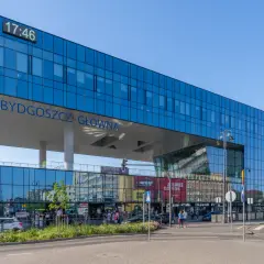 Dworce PKP Bydgoszcz: Kluczowe informacje o stacjach i usługach