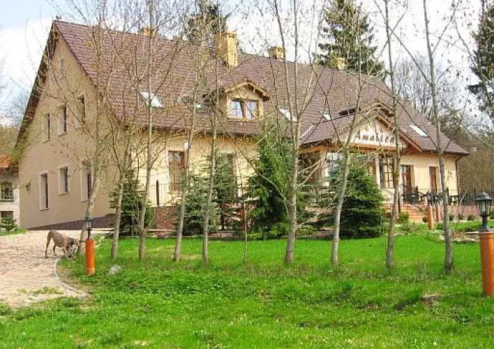 Dworek Zielenin - idealne miejsce na relaks i agroturystykę w Kaszubach