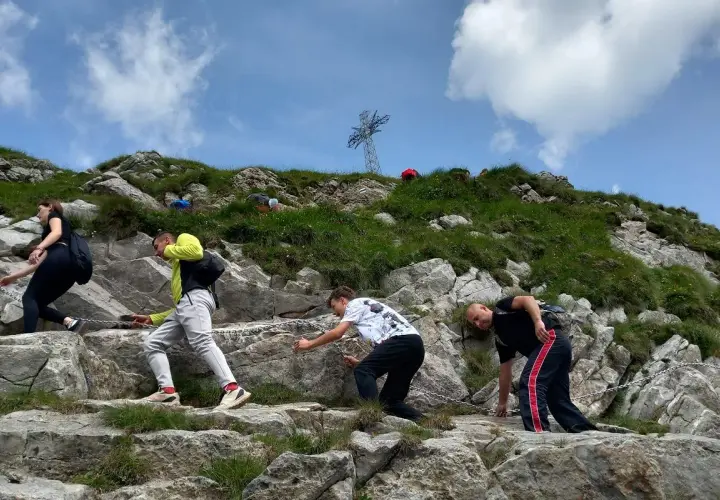 Czy szlak na Giewont jest otwarty? Sprawdź aktualne warunki!