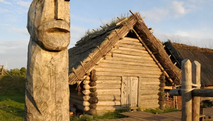 Skansen Wolin: Odkryj fascynującą historię Słowian i Wikingów