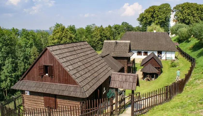 Skansen Dobczyce - Fascynująca historia i atrakcje etnograficzne