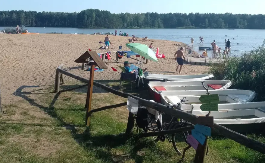 Zalew Zielona w Kaletach - Plaża, las i aktywny wypoczynek