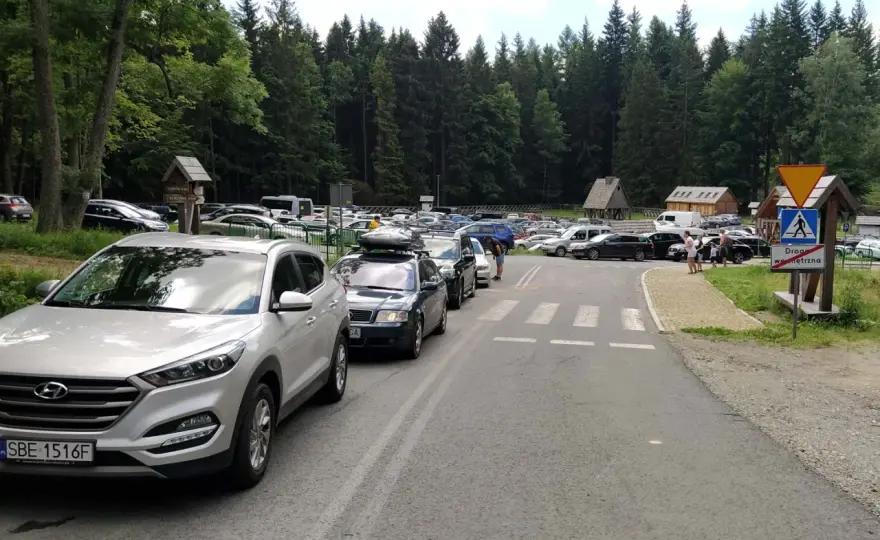 Błędne Skały - Dojazd, parking, bilety - wszystko, co musisz wiedzieć