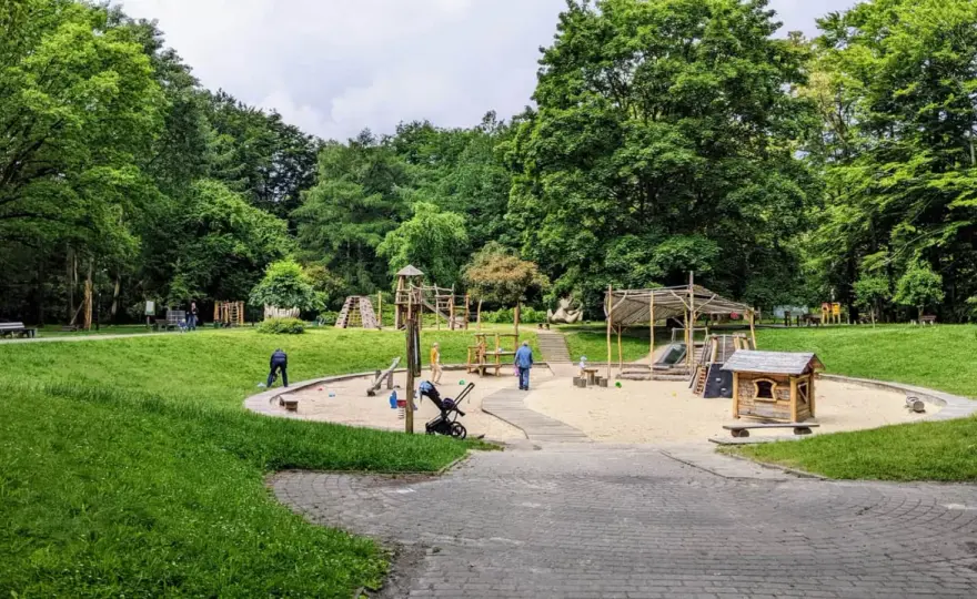 Park Kościuszki Katowice - Jak zaplanować idealny spacer?