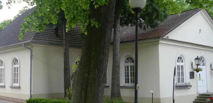 Duszniki Zdrój Dworek Chopina - Historia, Wydarzenia i Zwiedzanie