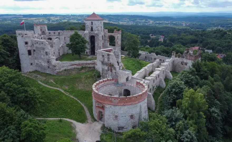 Ruiny Tenczyna - Zwiedzanie, bilety i Jura bez pośpiechu