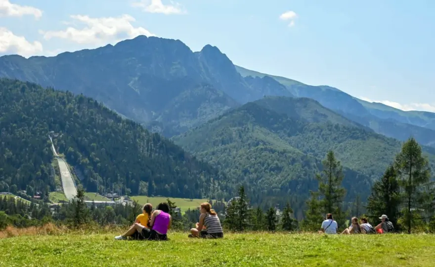 Antałówka Zakopane - Widoki na Tatry bez tłumów i kolejek