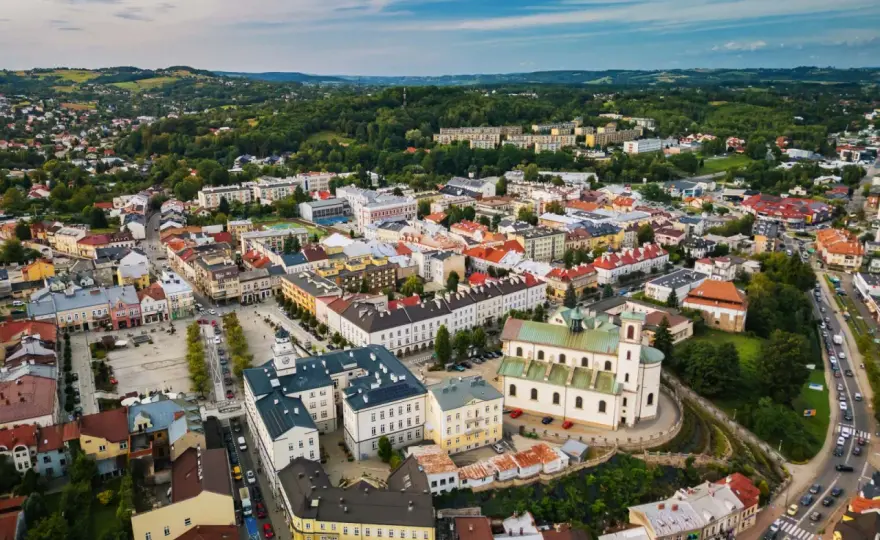 Miasto w dolinie Ropy - Gorlice? Odkryj Beskid Niski!